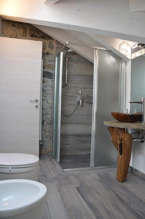 White Suite - Jacuzzi, Swimming Pool & Lake View Lezzeno Exterior photo